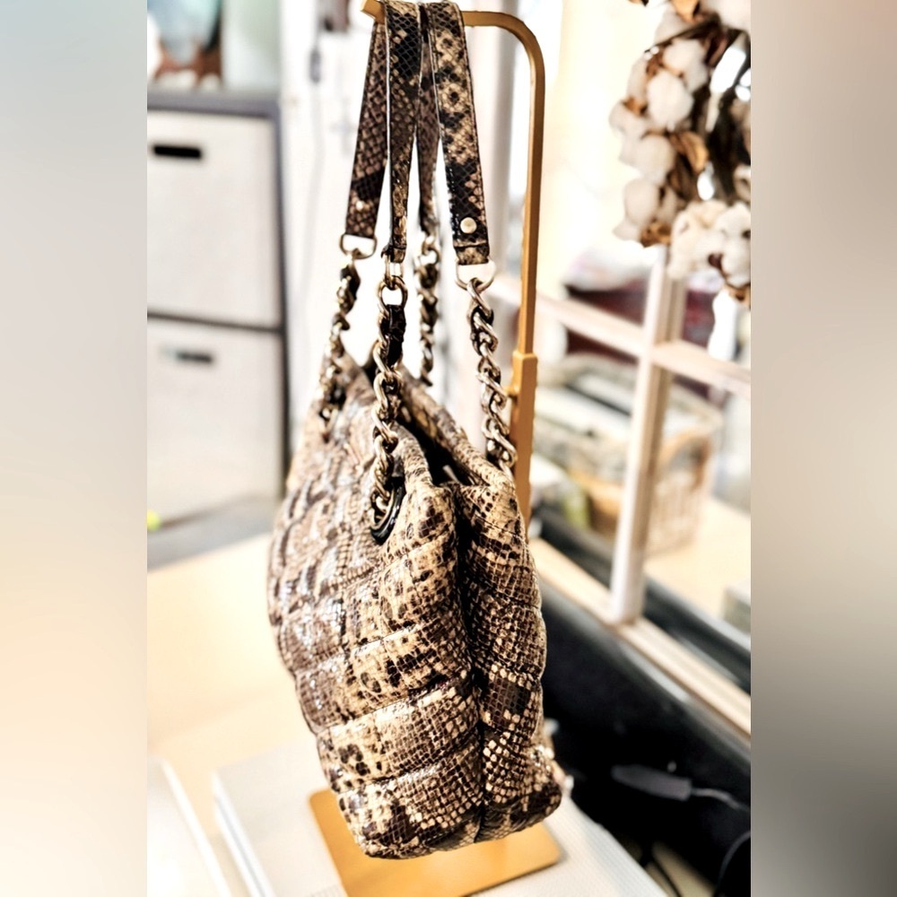 Kate Spade Quilted Maryanne Snakeskin embossed Handbag with dust bag EUC $378 - Picture 13 of 15